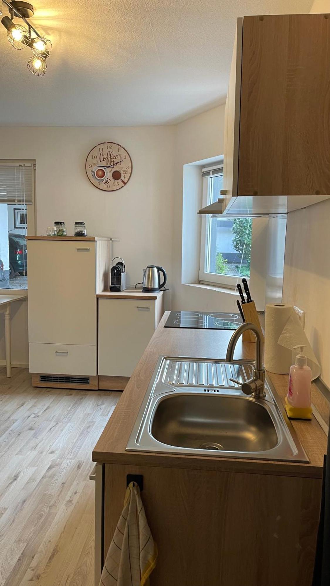 Apartament Oase Im Gruenen Hinterhof, Eg, Ruhe, Terrasse, Carport, Free Paytv, Kaffee&Tee, Fahrraeder Duisburg Zewnętrze zdjęcie